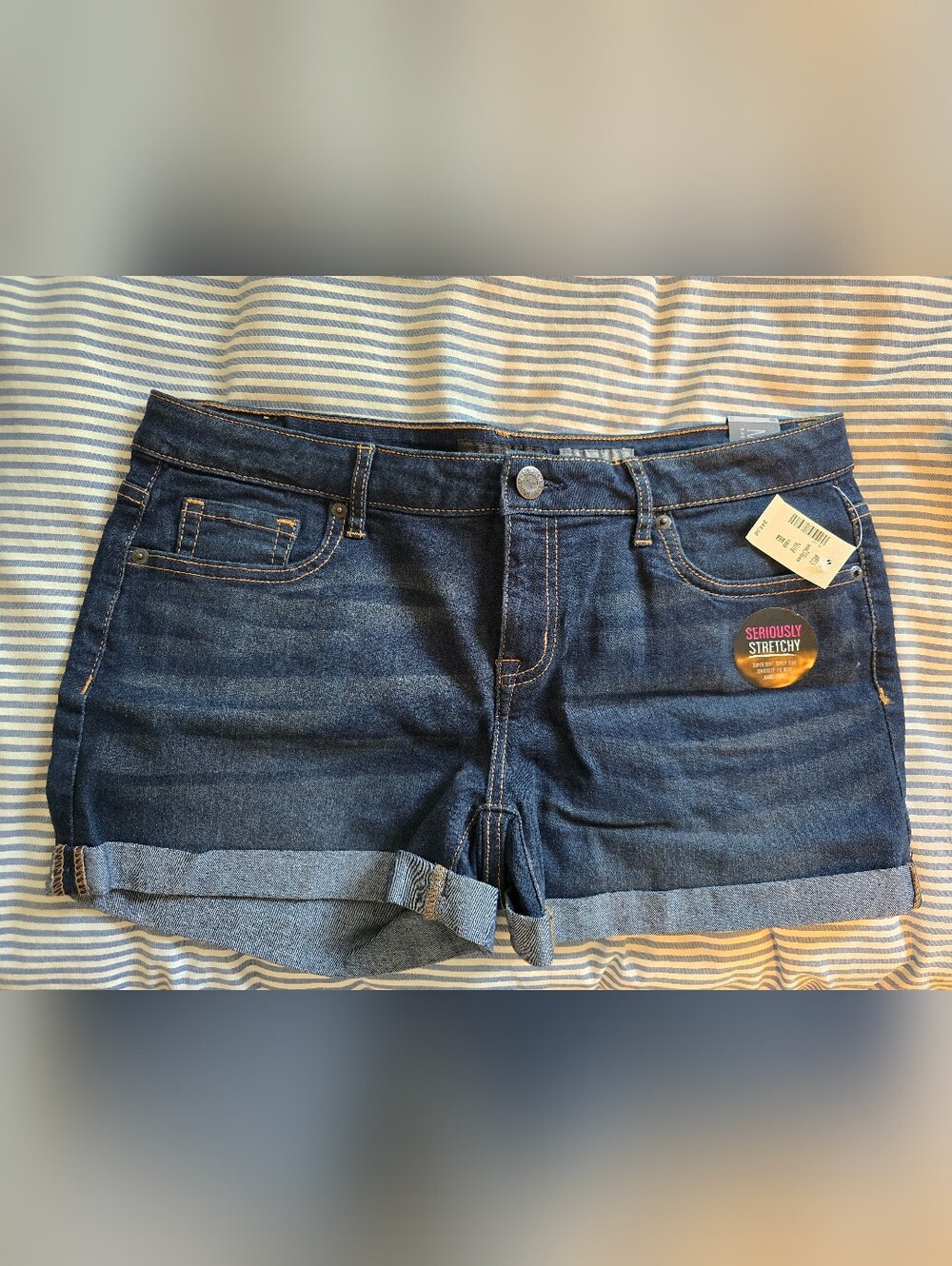 NWT Aeropostale Midi Women's Dark Denim Jean Shorts - 12